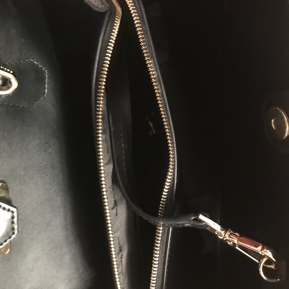 Michael Kors handbag - Picture 3 of 4